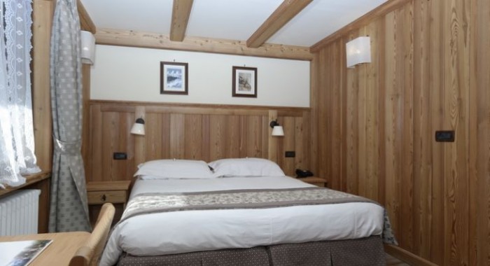 Hotel Castor, Champoluc ski chalet, image 4